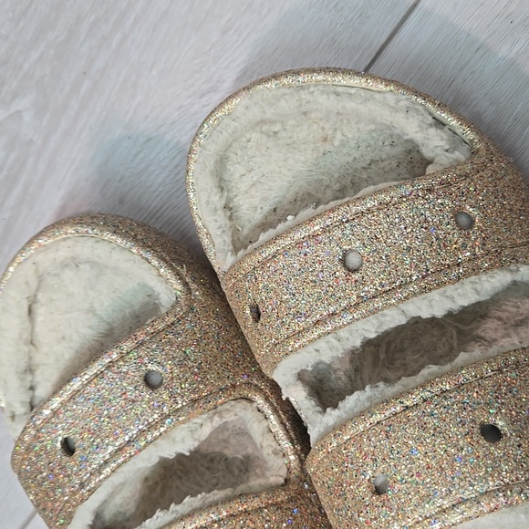CROCS Women Gold  Glitter Slippers Platform Sandals Shoes Sz 9 - Picture 13 of 13